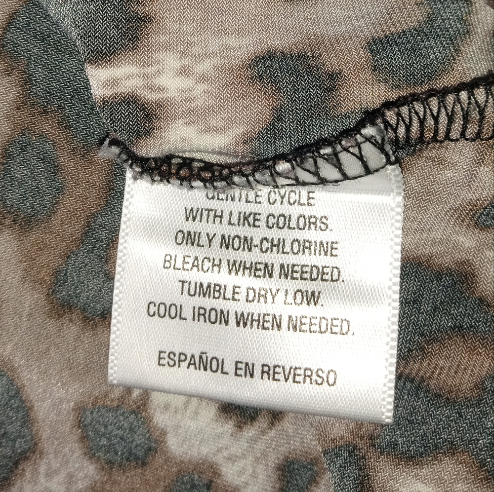 Leopard Print Women's Top - Picture 5 of 5